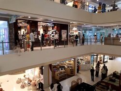 Parkway Parade (D15), Retail #556773841